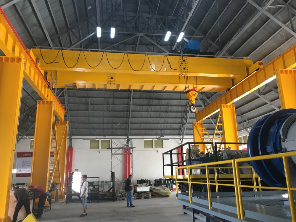 Double grider overhead cranes to Dominican Rep